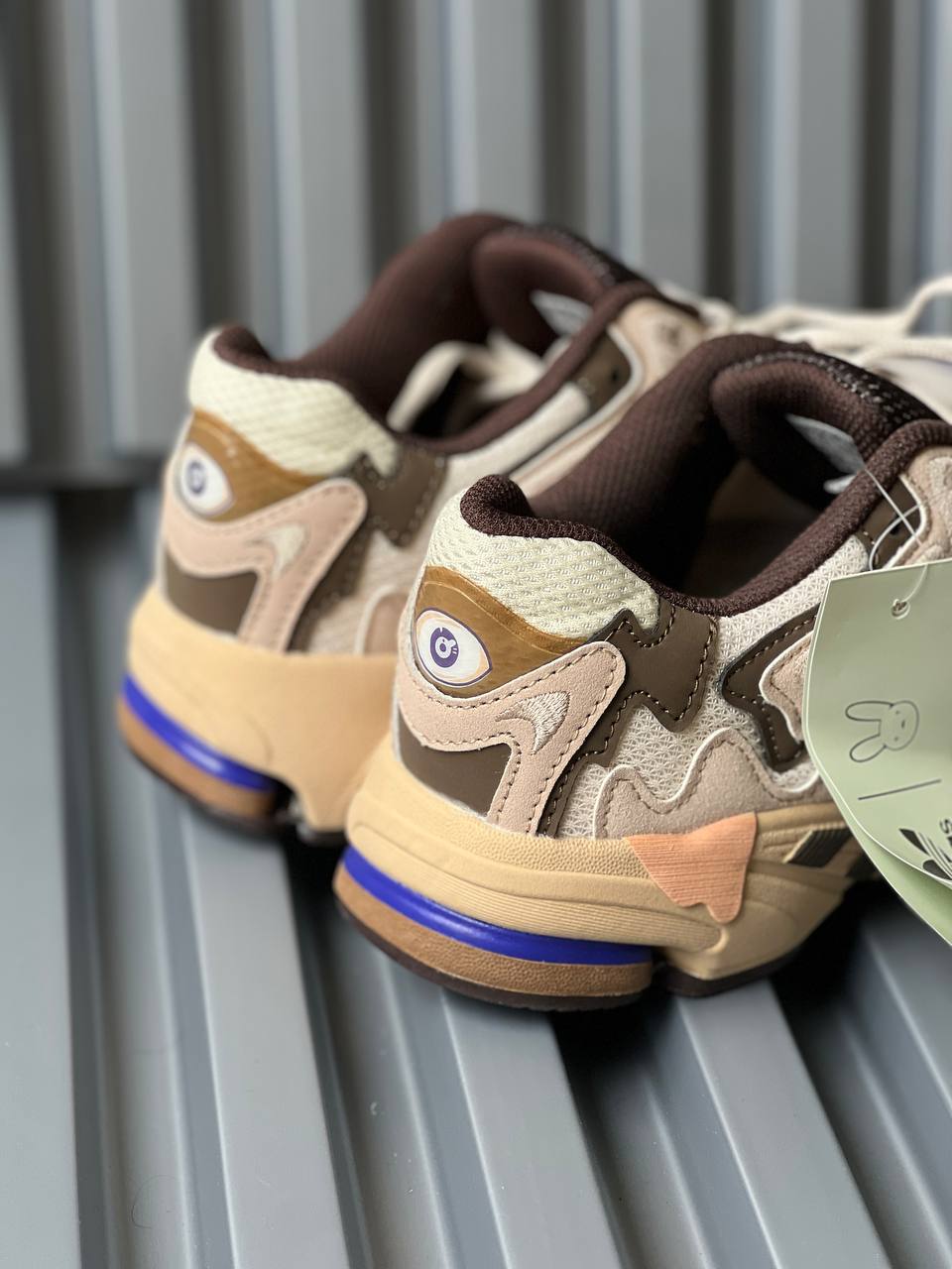 Adidas x Bad bunny Cafe
