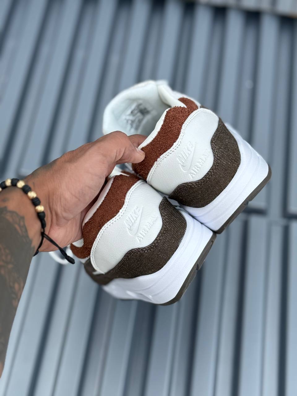 Nike air max cafe