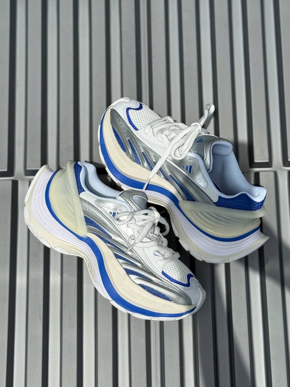 Adidas xlg metawave blanca azul