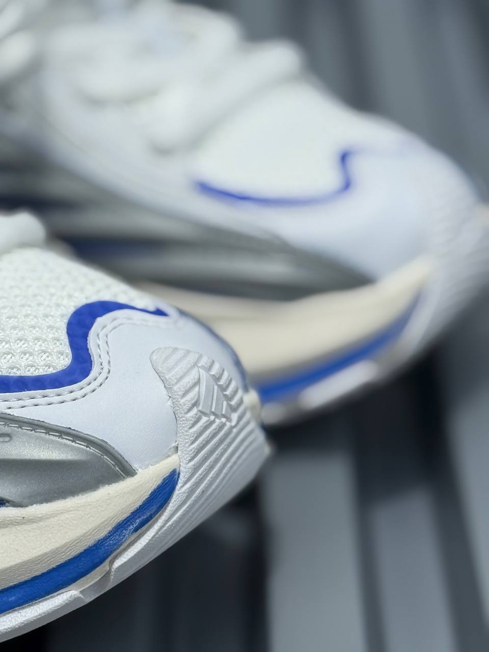 Adidas xlg metawave blanca azul