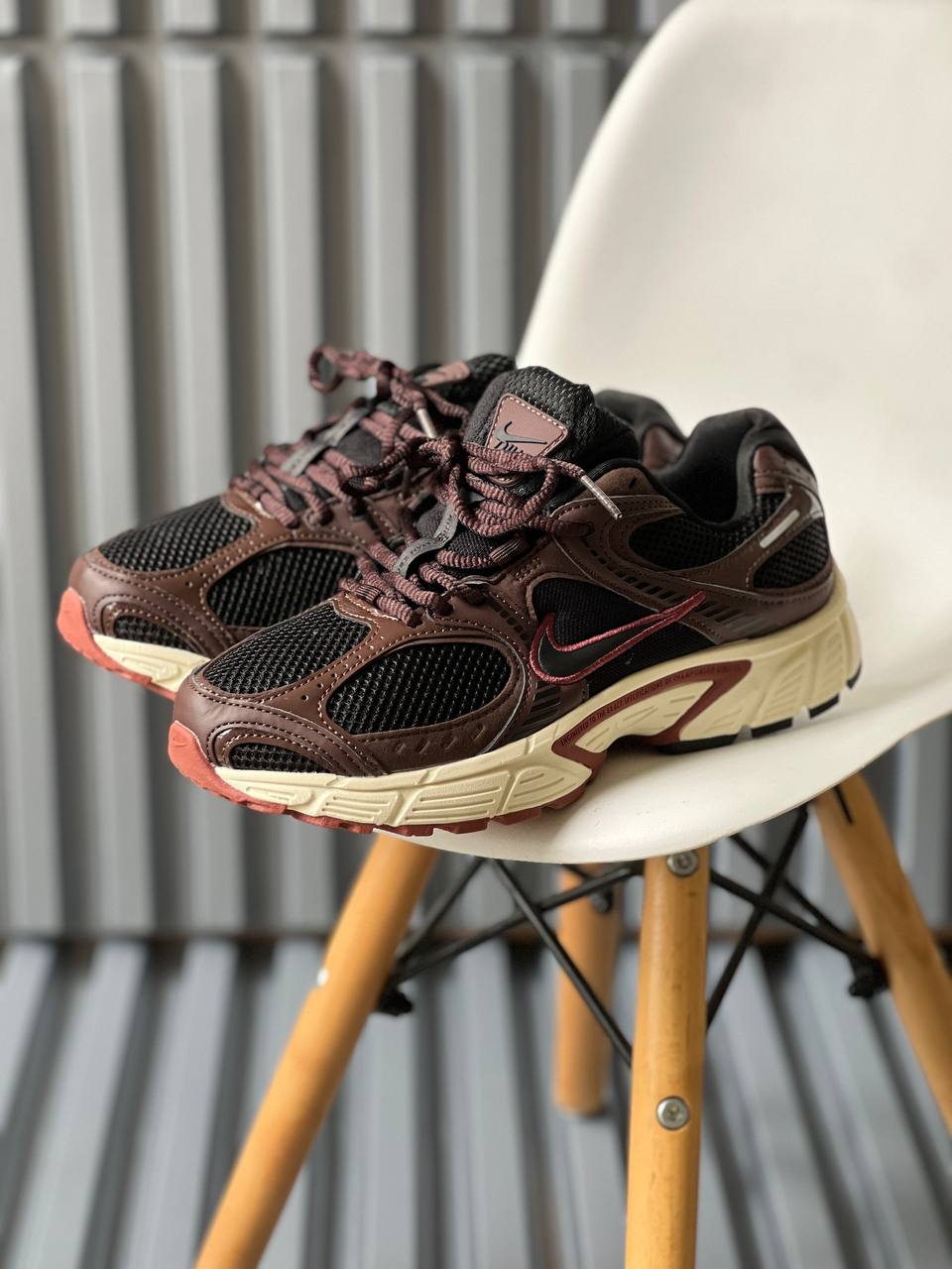 Nike V2k Cafe