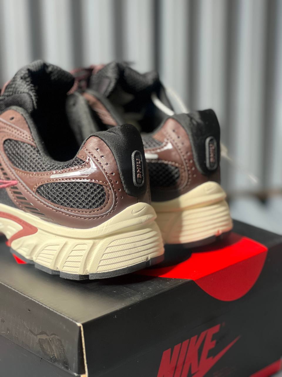 Nike V2k Cafe