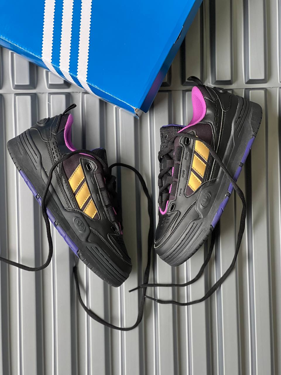 Adidas 2000 Negra