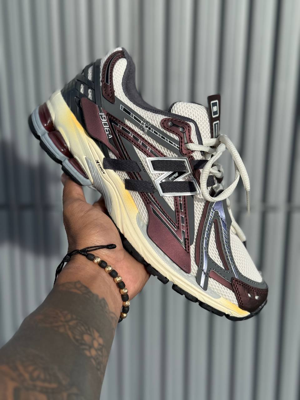 NB 1906a vinotinto