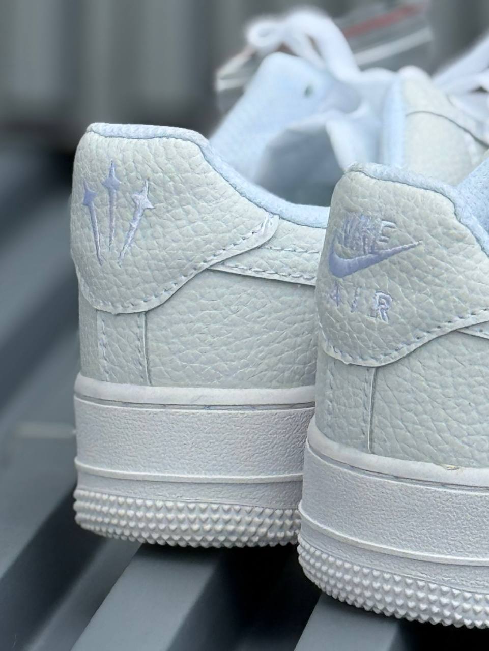 Nike Air Force One Drake blanca