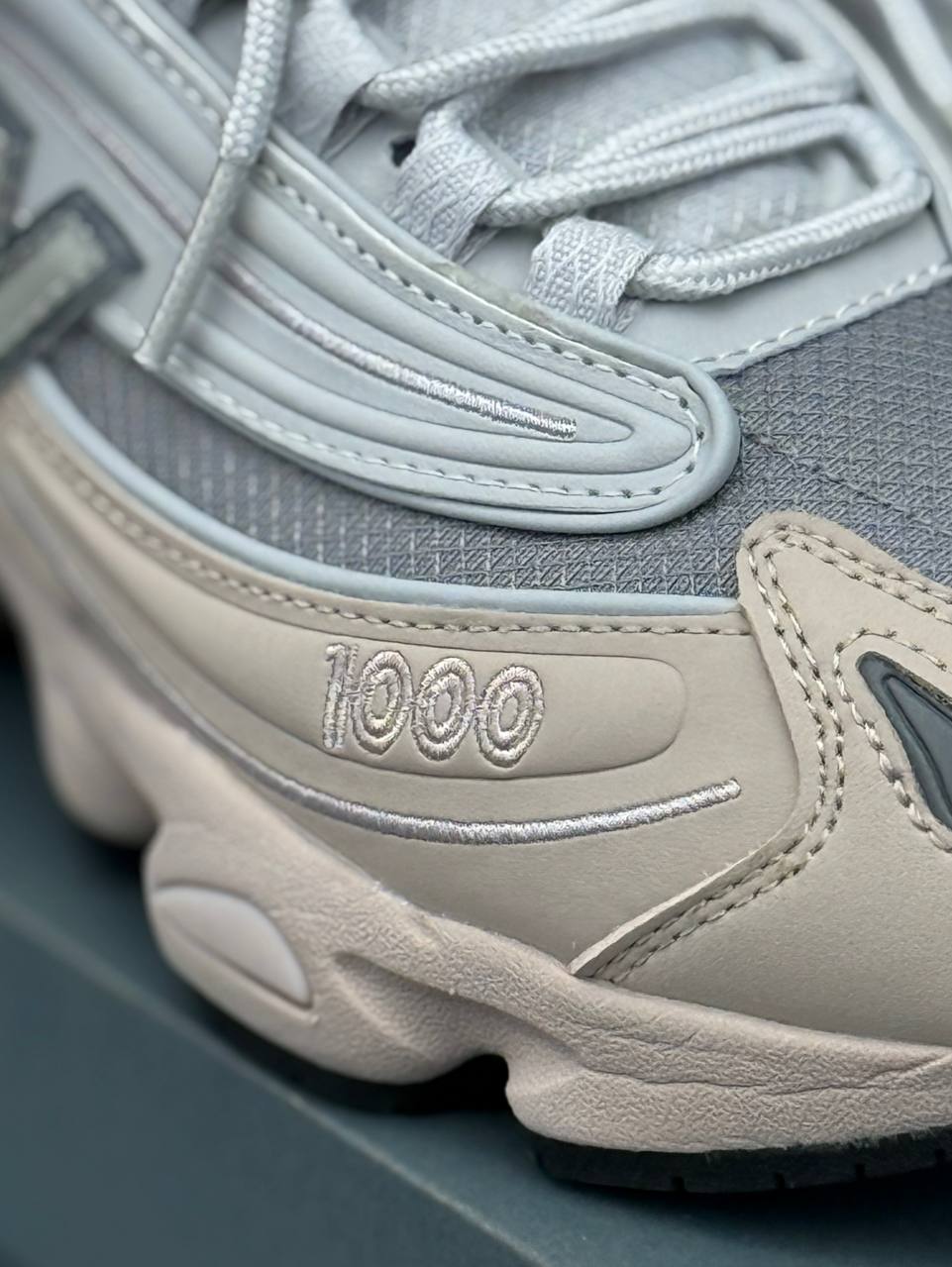 New Balance 1000 Beish Cafe