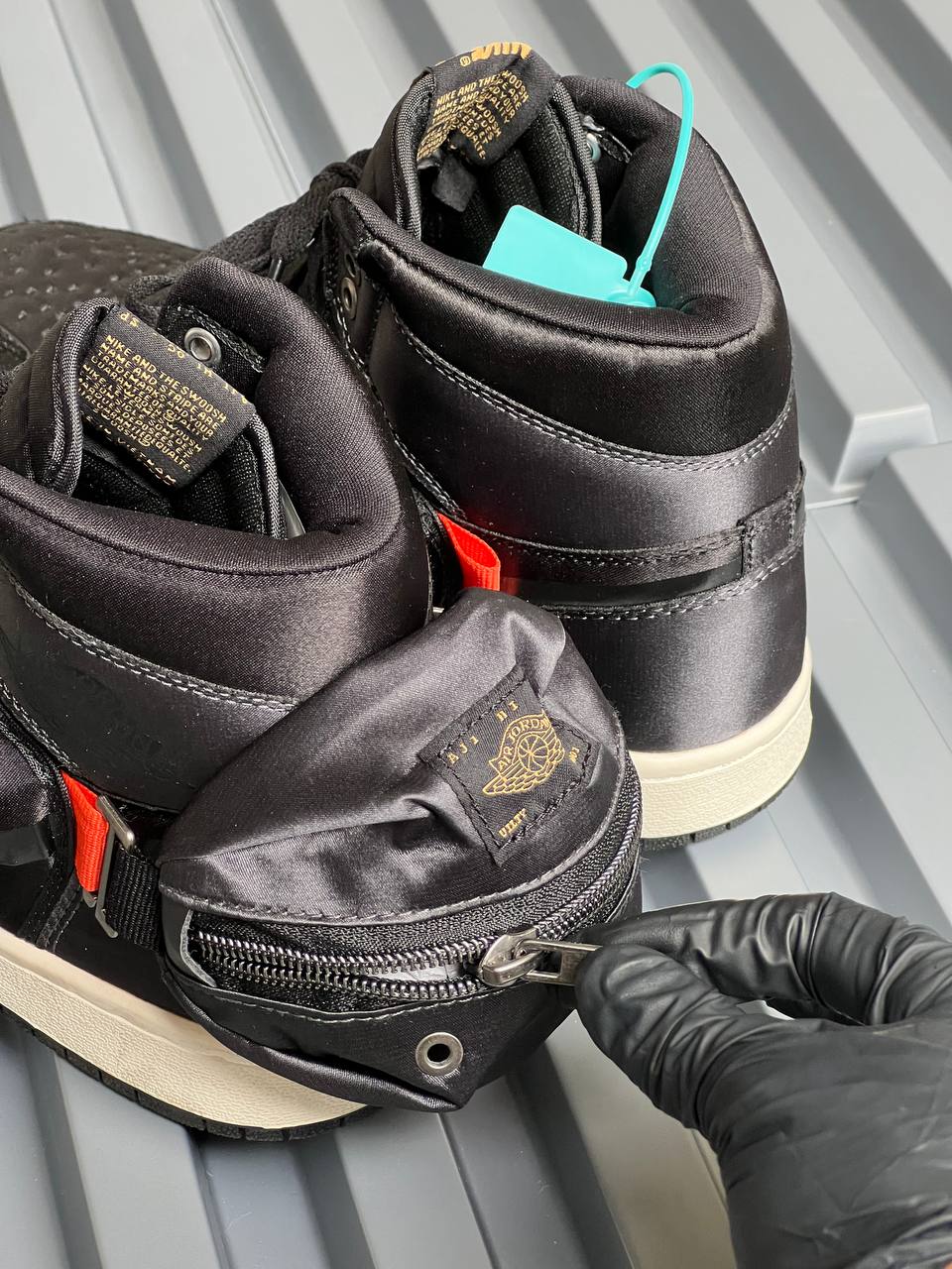 Air Jordan 1 Utility Stash