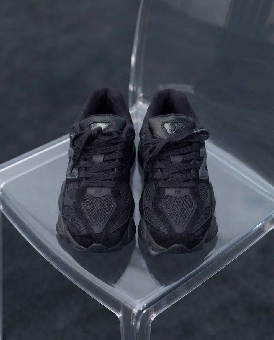 New Balance 9060 Negra