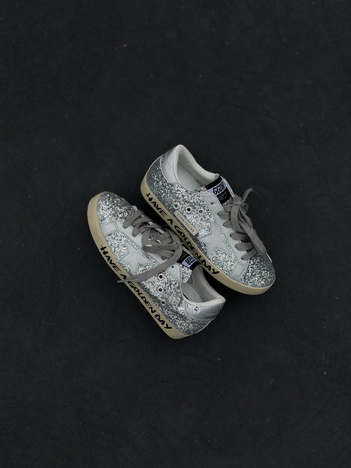 GOLDEN GOOSE SUPERSTAR
