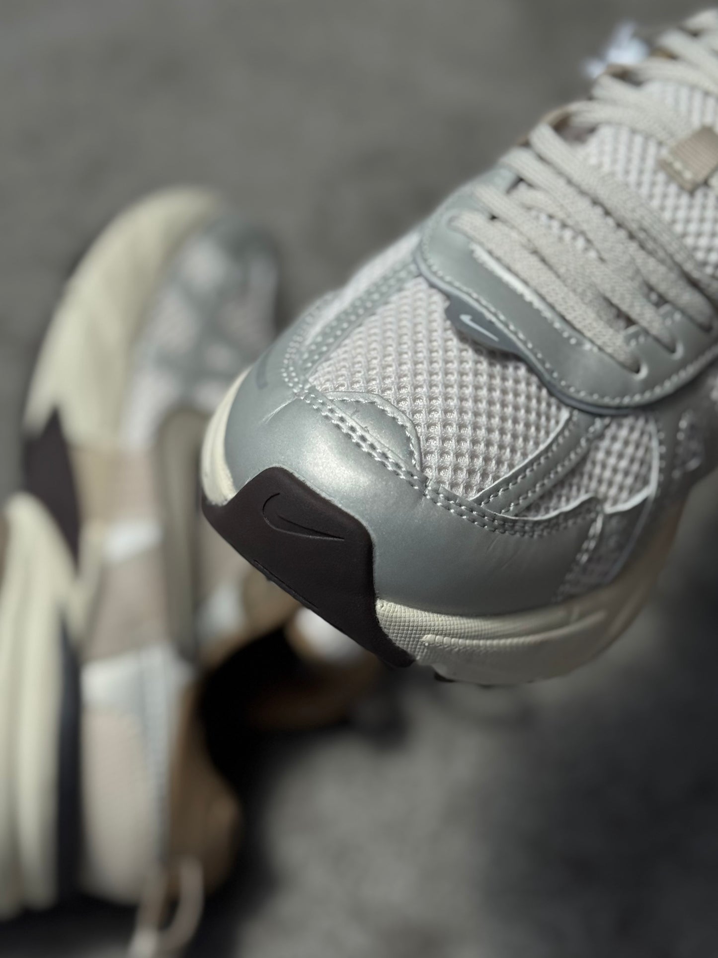Nike V2K Run