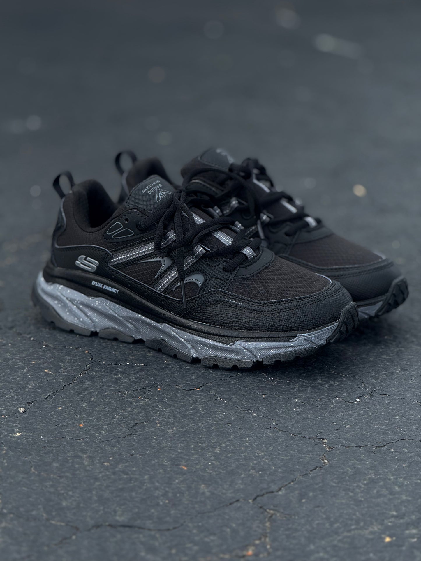 Skechers D'Lux Journey