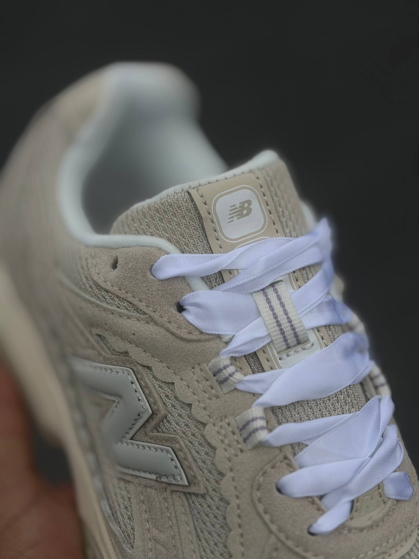 New balance 204L x Rosalía