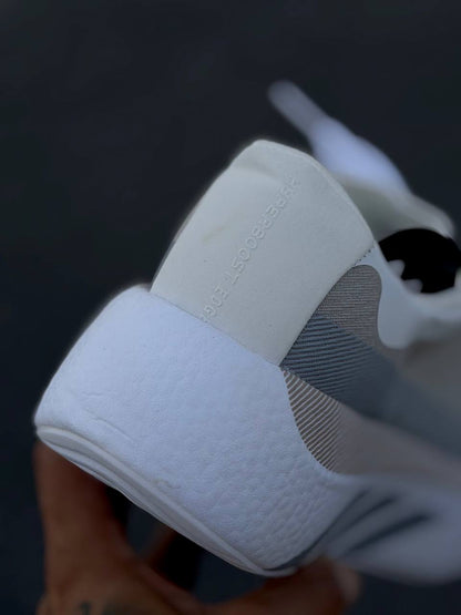 Adidas HyperBoost Edge Metalic