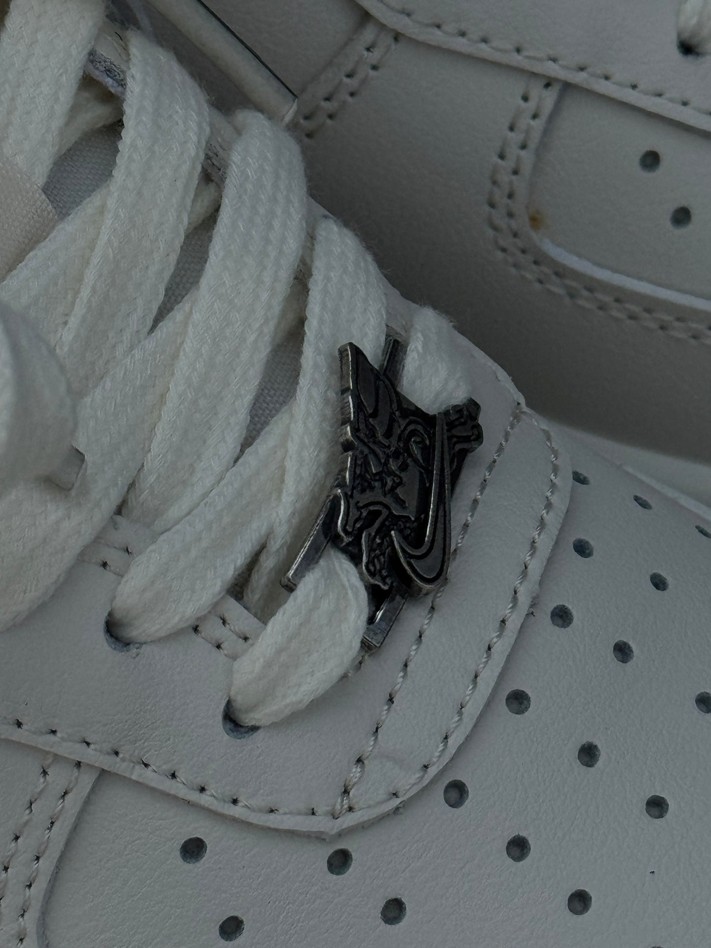 Nike Air Force 1 SE LNY