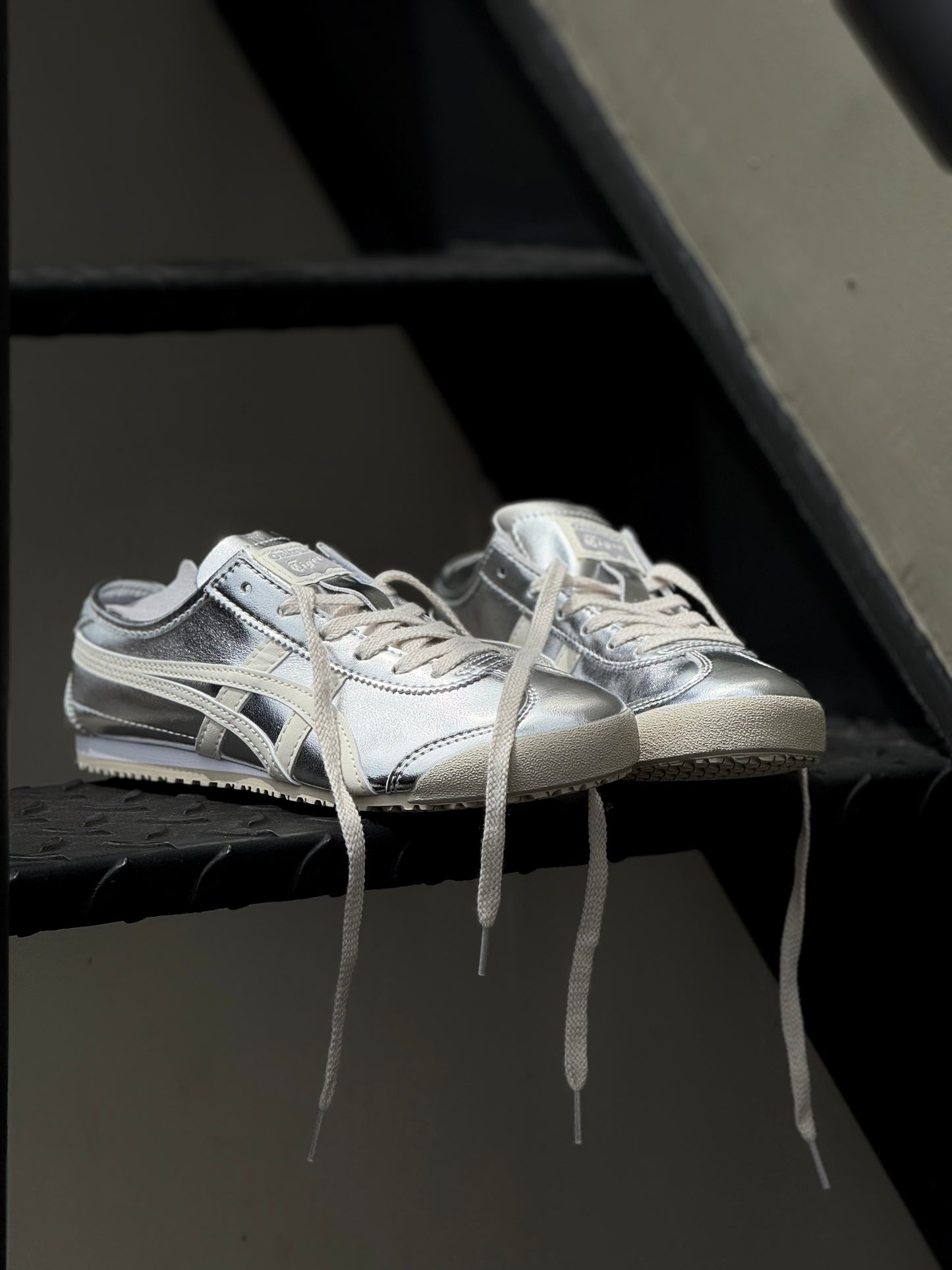 Onitsuka tiger Silver