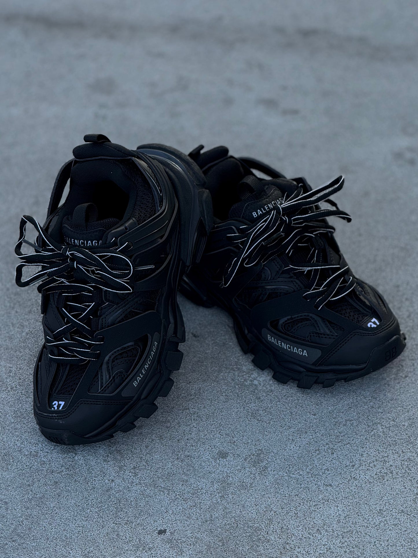 Balenciaga Track Black