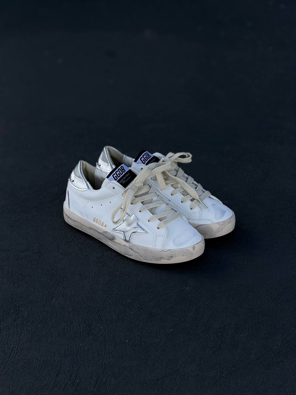 Golden Goose Plateada