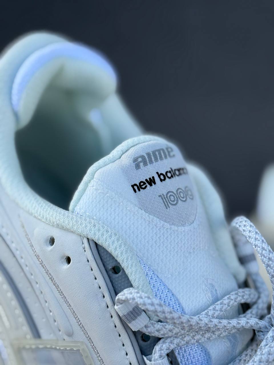 New Balance 1000 Beish Claro