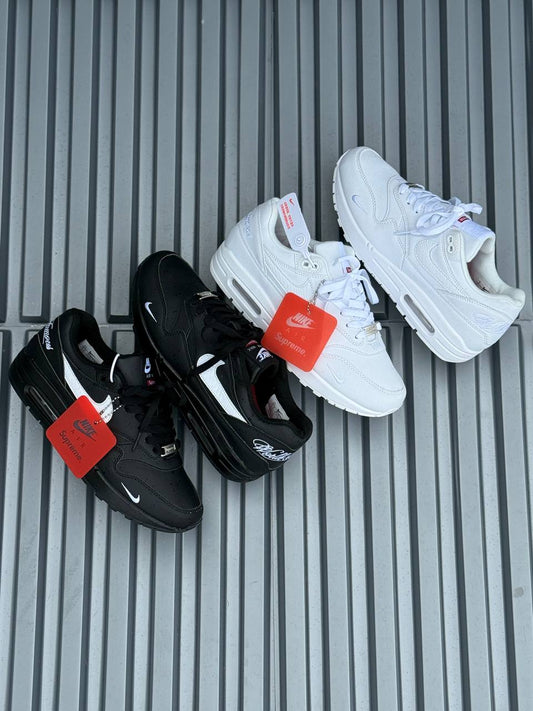 Nike Air Max X Supreme