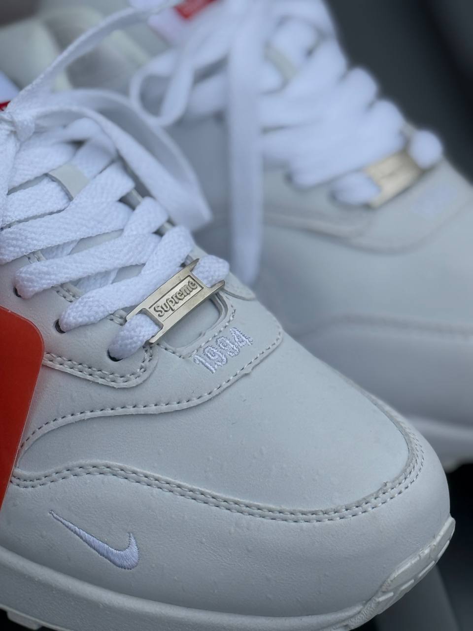 Nike Air Max X Supreme