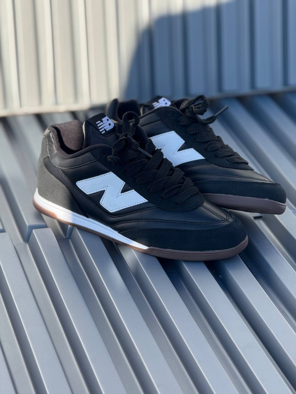 New Balance c42 negra
