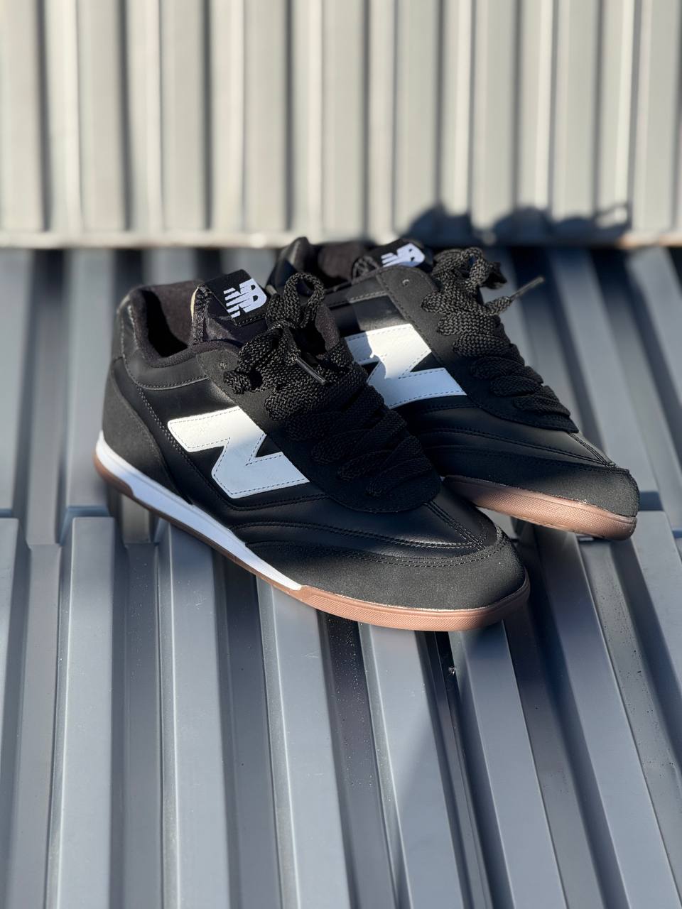 New Balance c42 negra