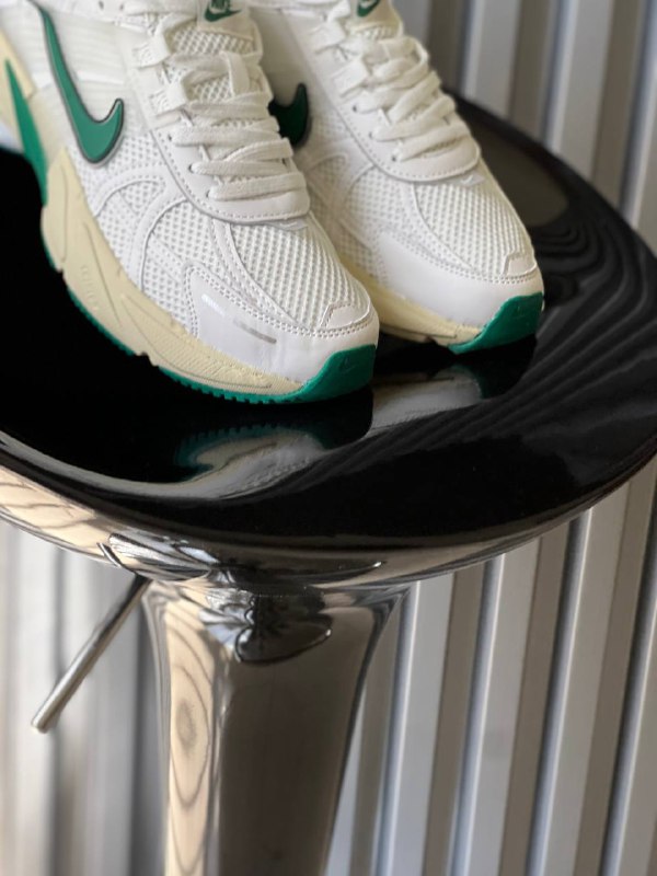 Nike V2k Verde