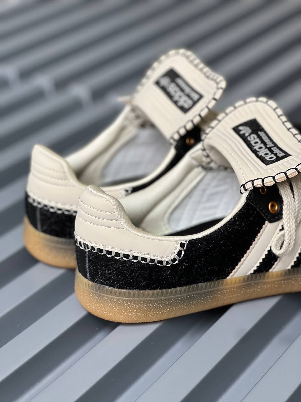 Adidas wales bonner negra