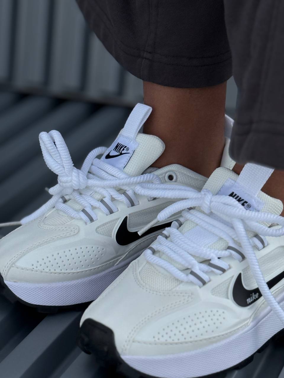 Nike Ballely
