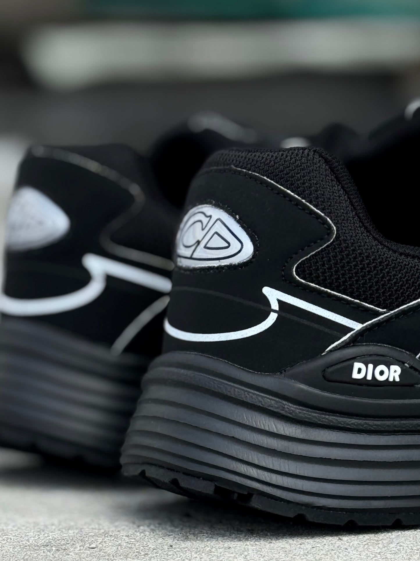 DIOR B30 BLACK