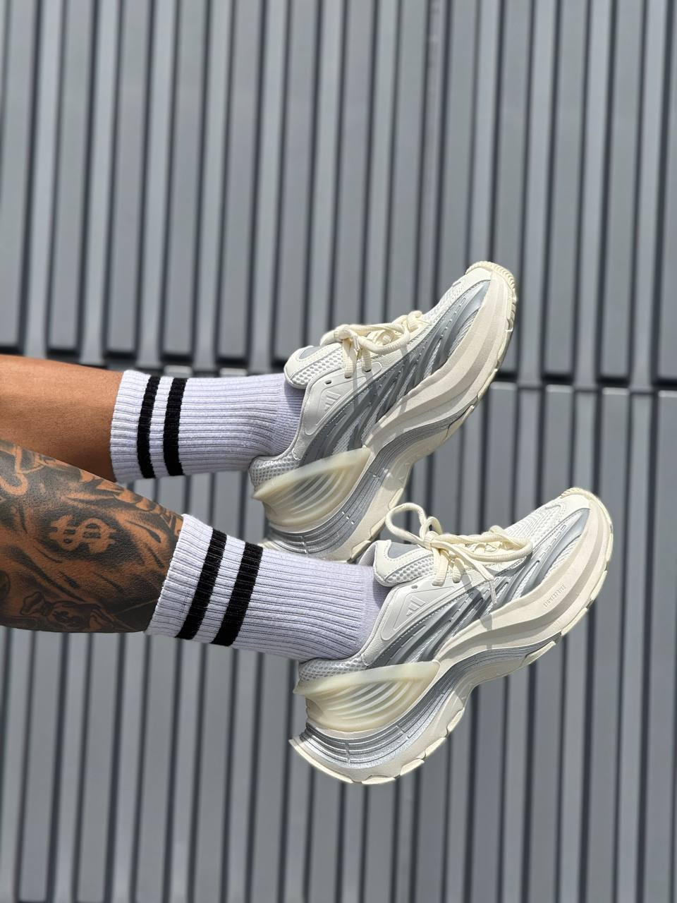 Adidas xlg metawave blanca gris