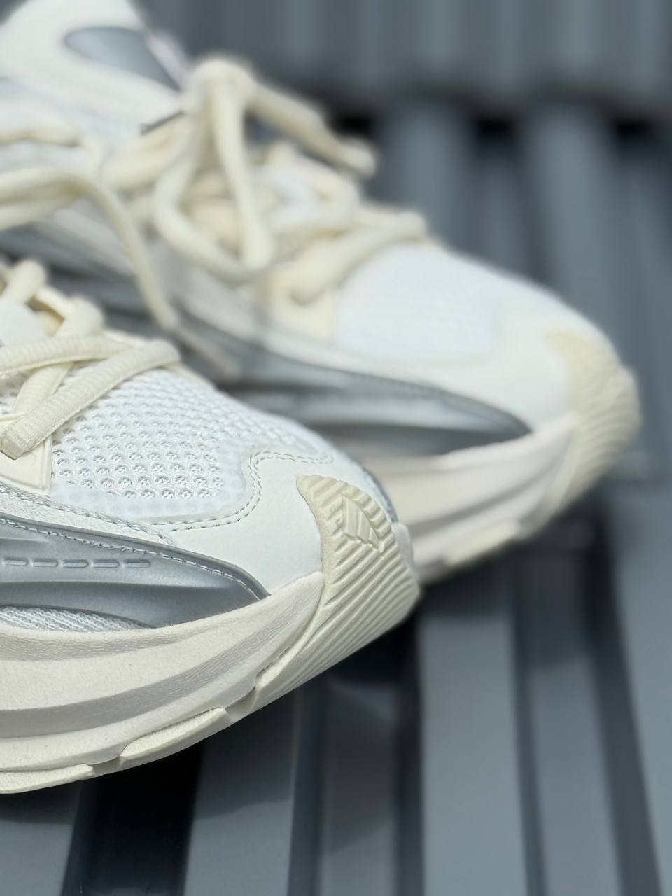 Adidas xlg metawave blanca gris