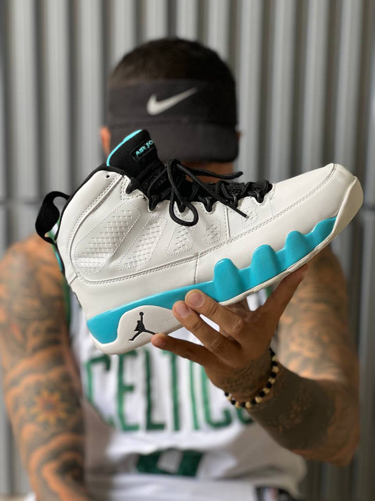 Jordan Retro Azul Celeste