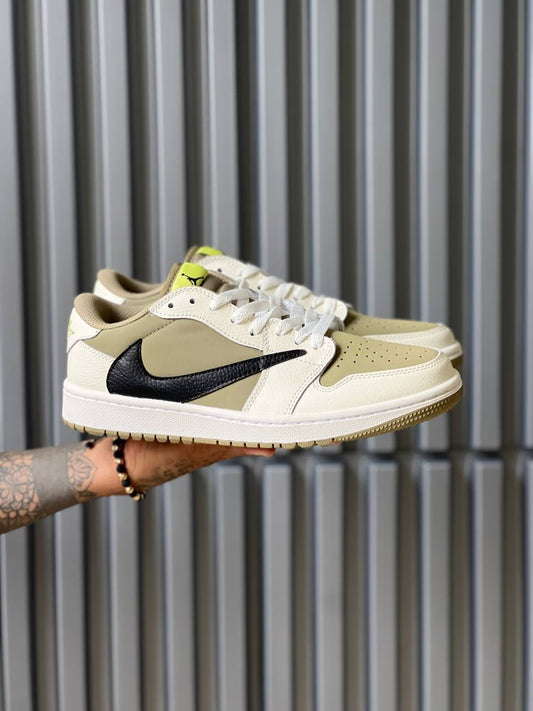 Nike Travis golf