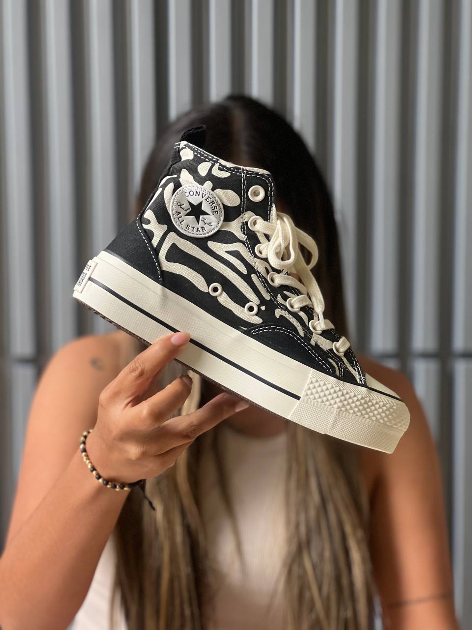 Converse Zebra
