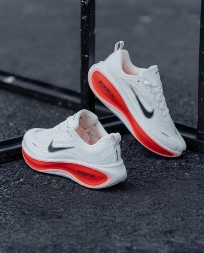 Nike Vomero Plus Coral / Naranja