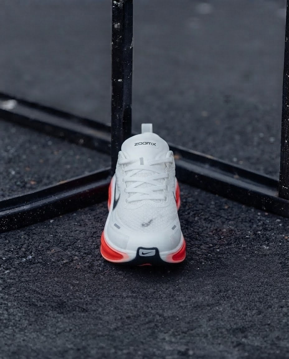 Nike Vomero Plus Coral / Naranja