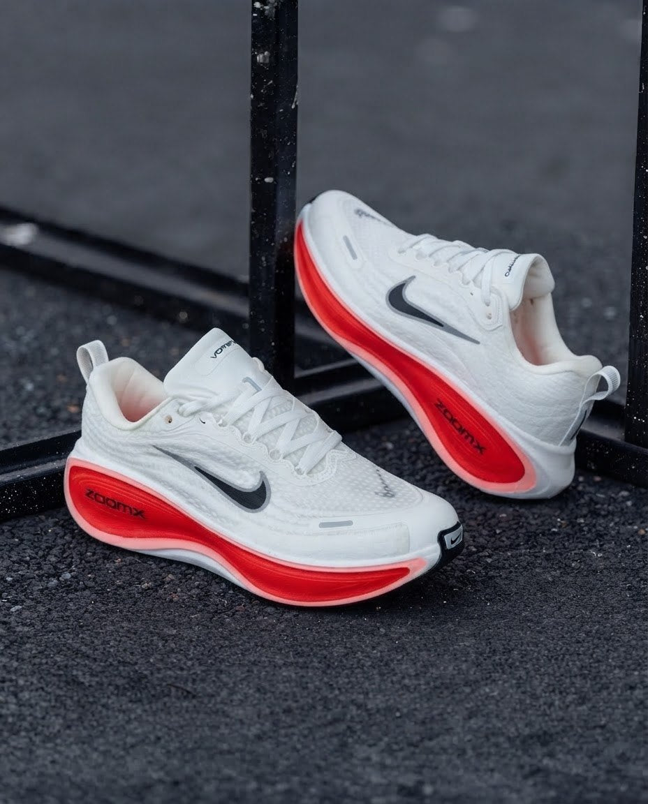 Nike Vomero Plus Coral / Naranja