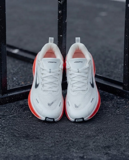 Nike Vomero Plus Coral / Naranja