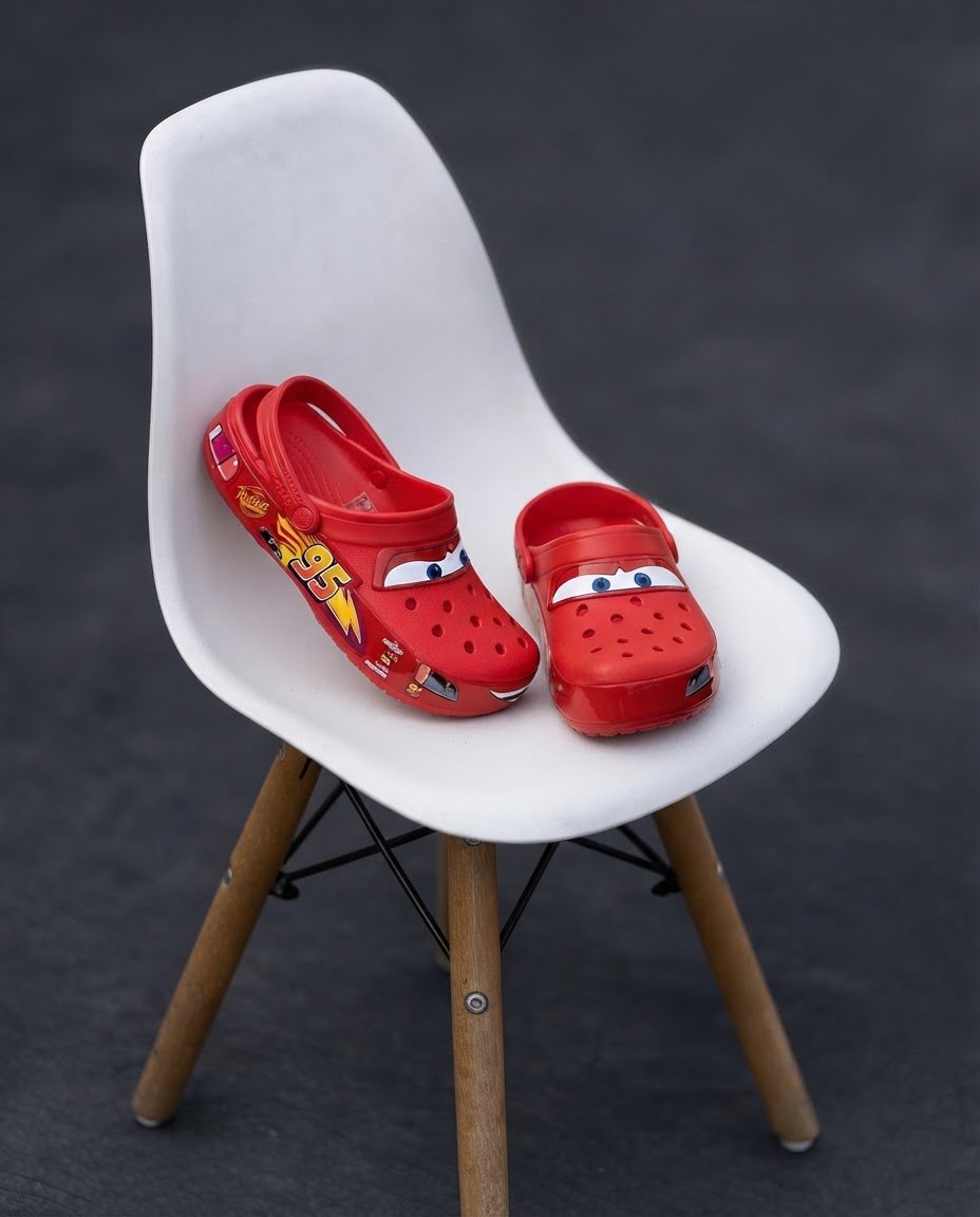 Crocs Cars Lightning McQueen Classic Clog