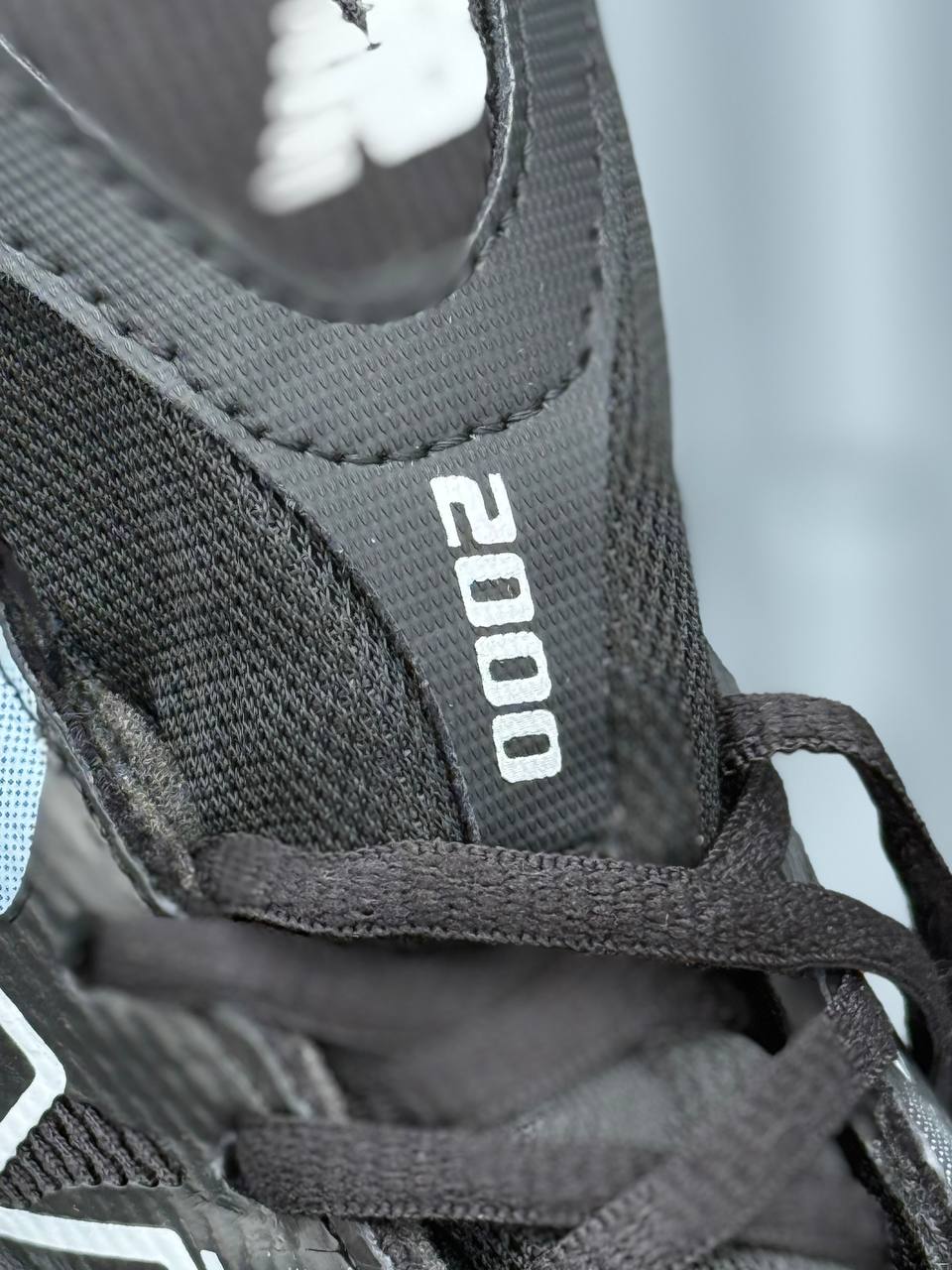 New Balance 2000 Negra