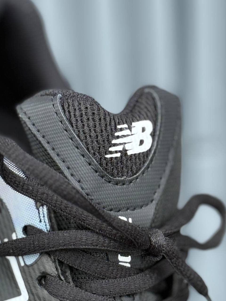 New Balance 2000 Negra