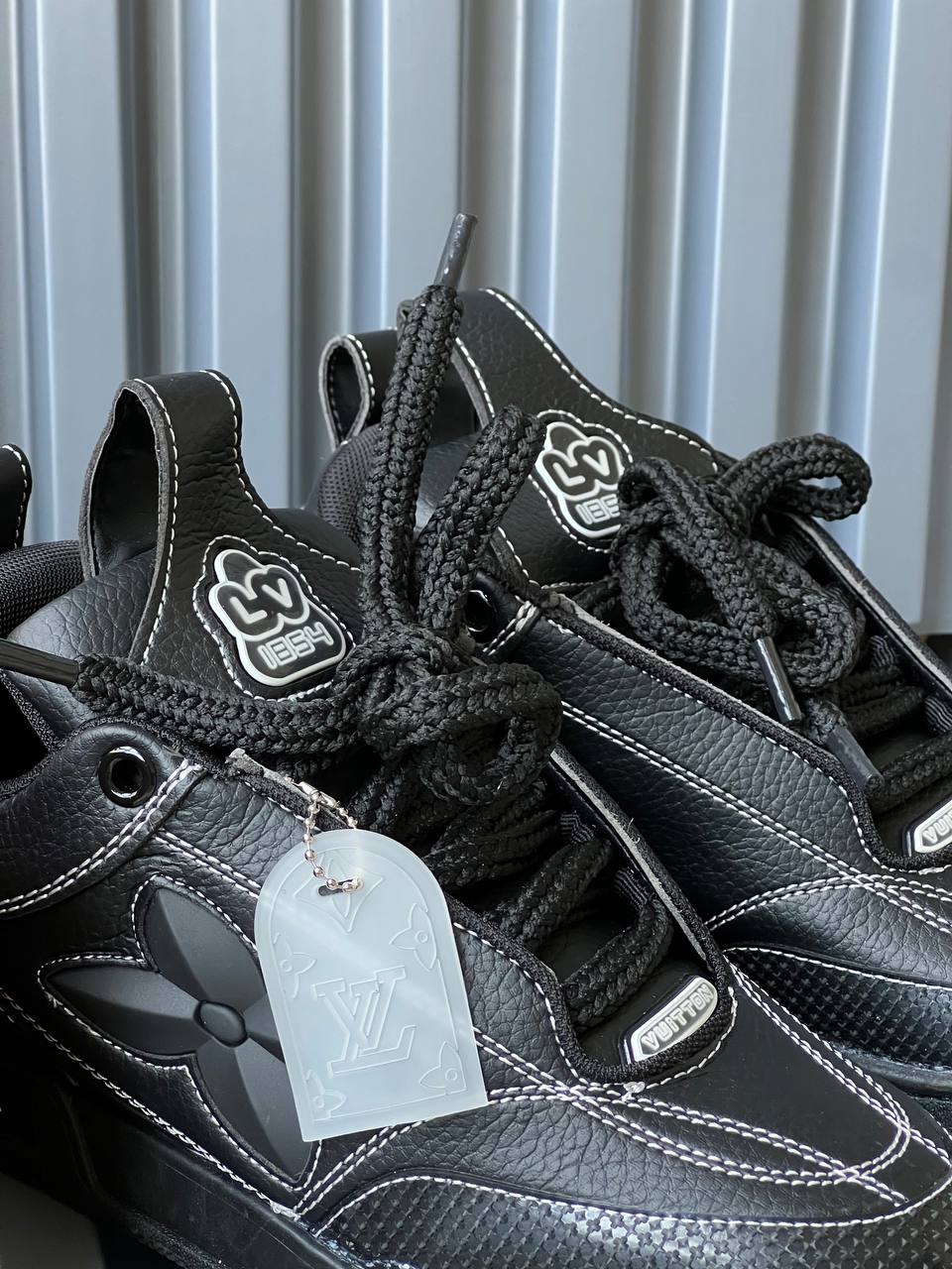 Louis Vuitton Negra