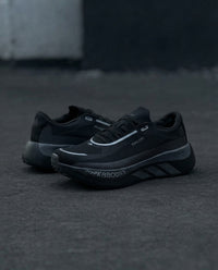 Adidas Hyperboost Edge (Core Black / Carbon)