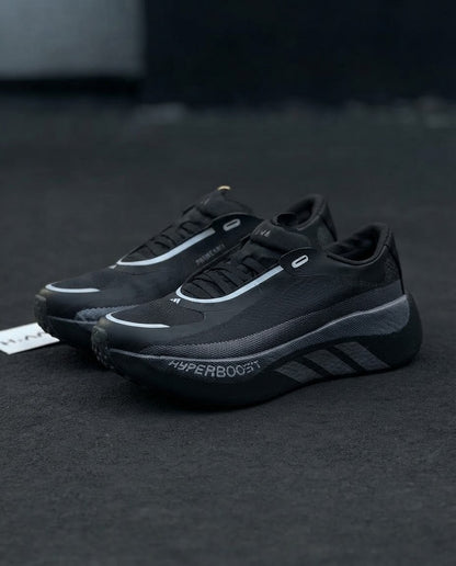 Adidas Hyperboost Edge (Core Black / Carbon)