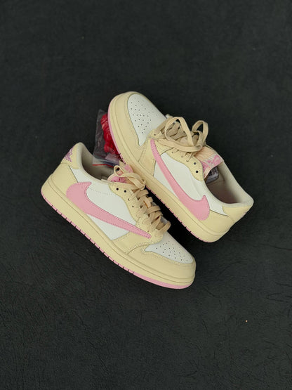 Air Jordan 1 Retro Low OG SP x Travis Scott "Shy Pink"