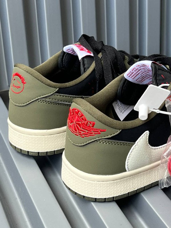 Nike travis verde