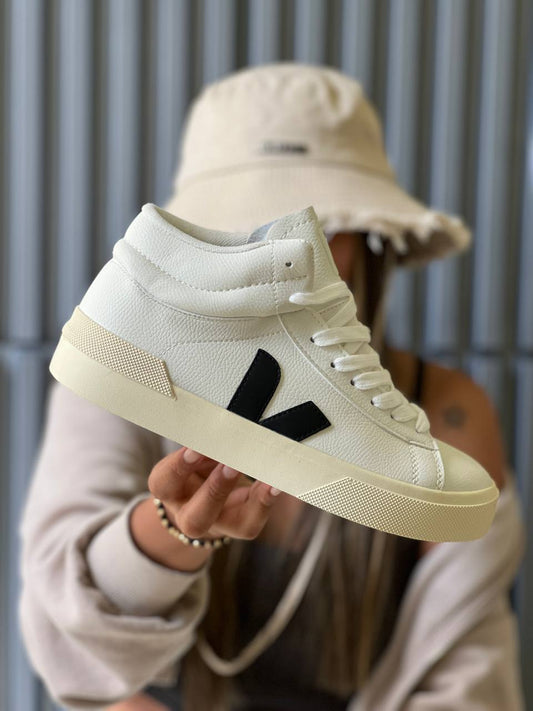 Veja en bota negra