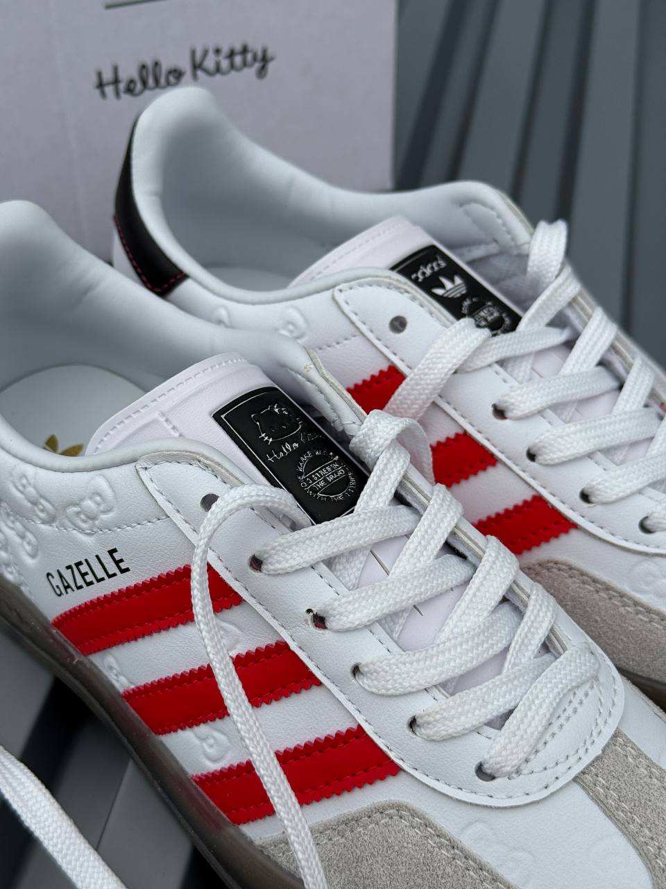 Adidas x Hello Kity