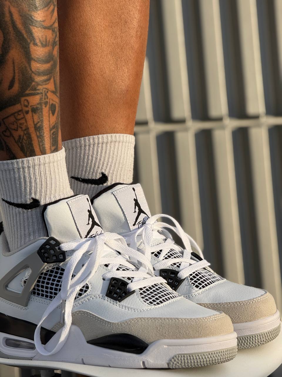 Jordan Retro 4 blanca negra